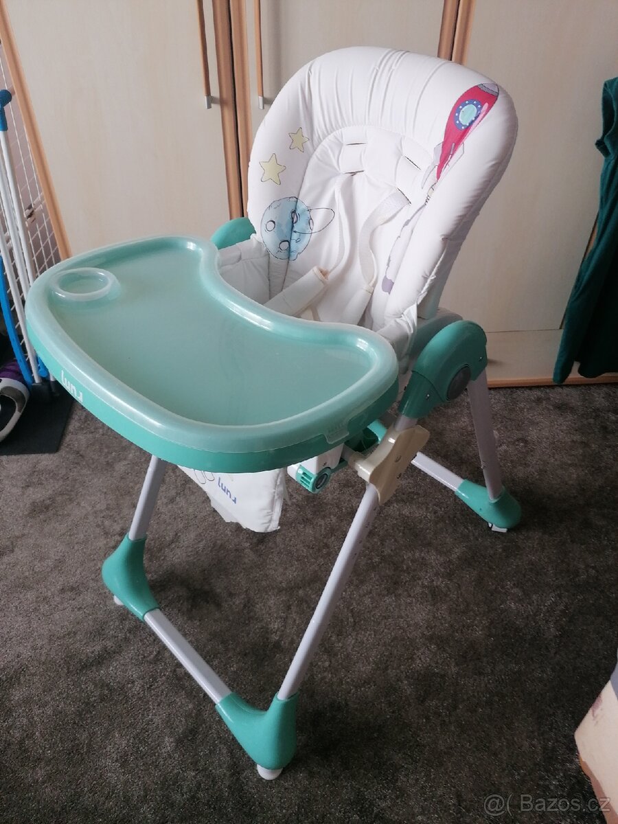 Dětská jídelní židlička Caretero Luna