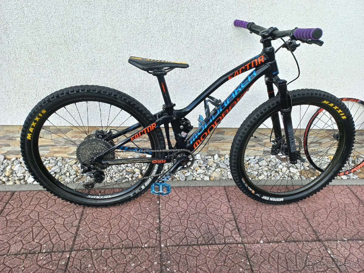 Mondraker Factor 26/24 - dětské celoodpruzene kolo