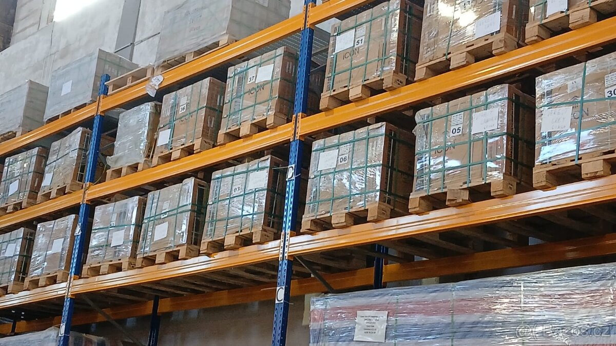 Prodám velké množství keramické dlažby rekti. 60x60 a 60x120