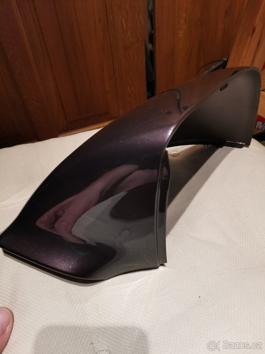 Prodám pravý orig.kryt zpětného zrcátka VW T5, T6 hnědá LH8W