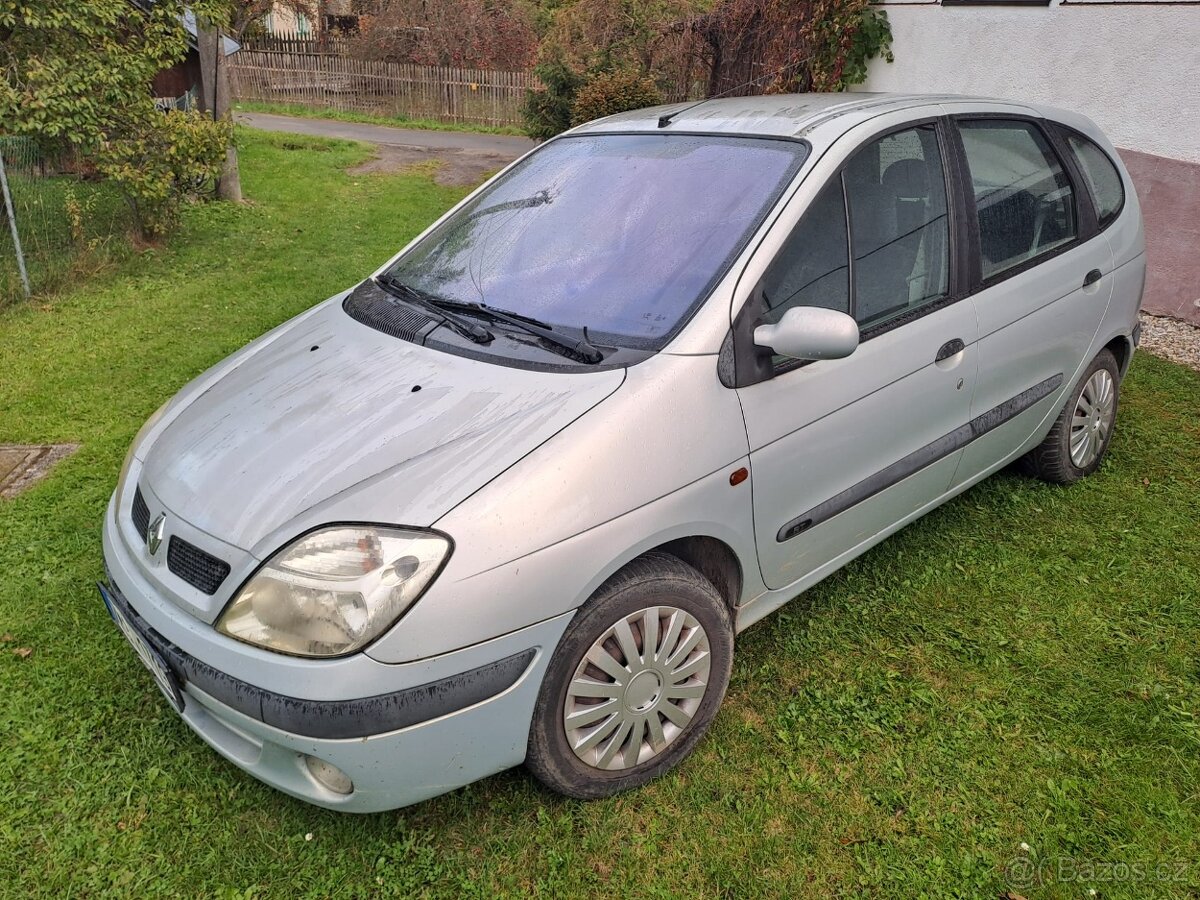 Renault Megane Scenic - automat