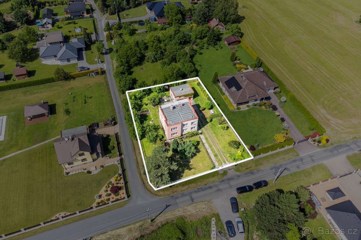 prodej dovugeneračního RD s velkou zahradou - Český Těšín