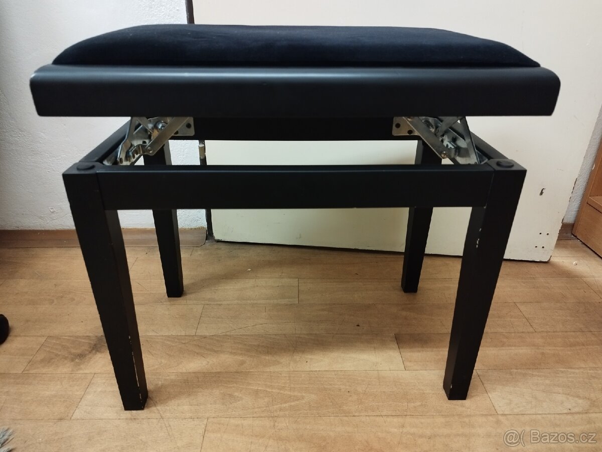 Klavírní stolička
