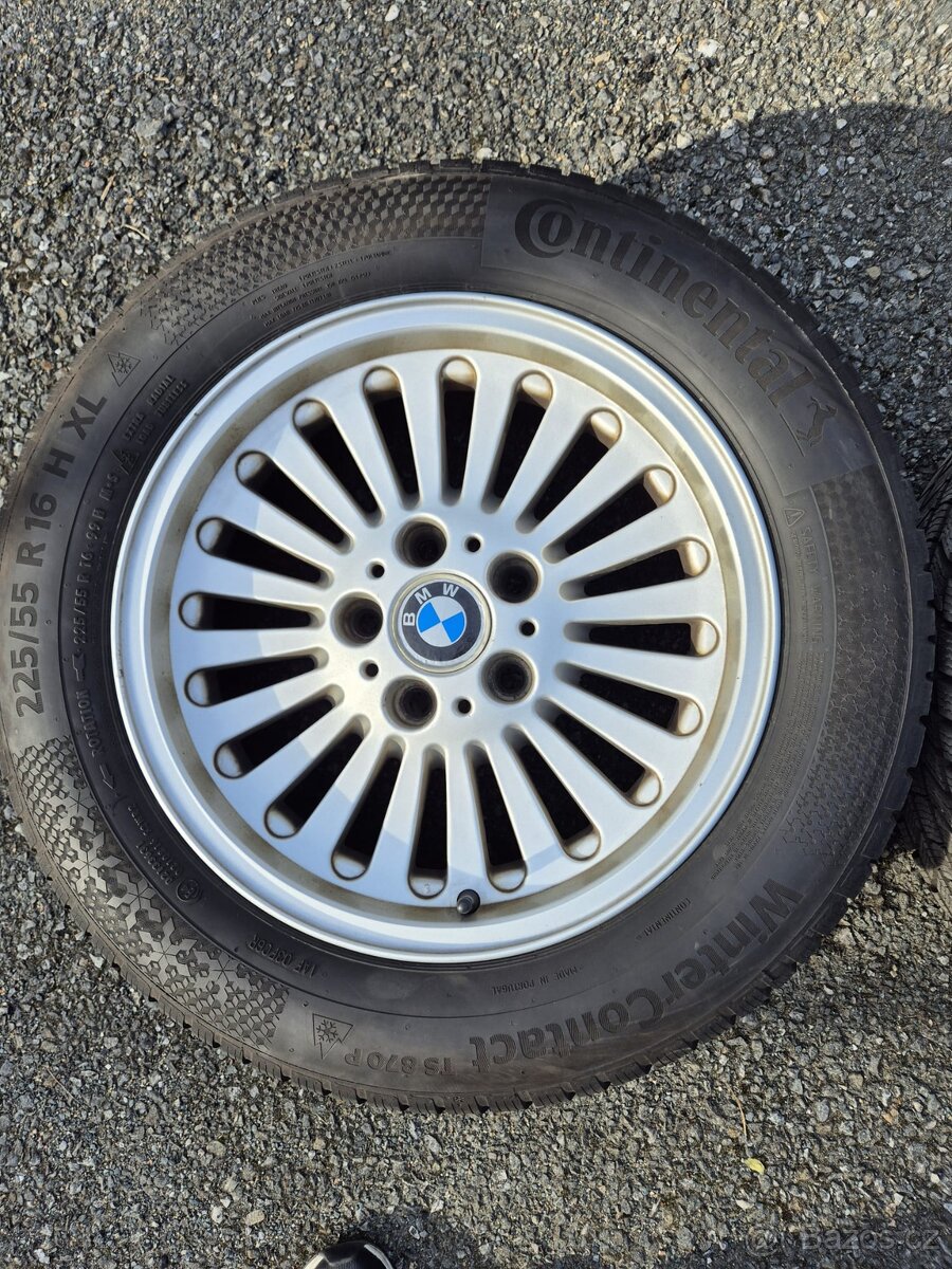 Prodám disky R16 BMW styling 33 + zimní pneu Continental