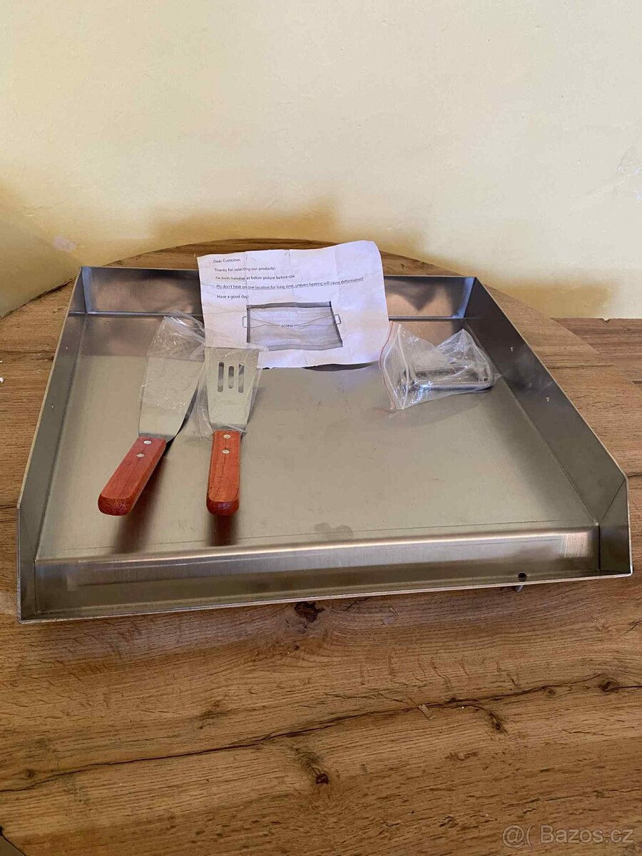 Grilovací deska z nerezové oceli 45 x 40 cm