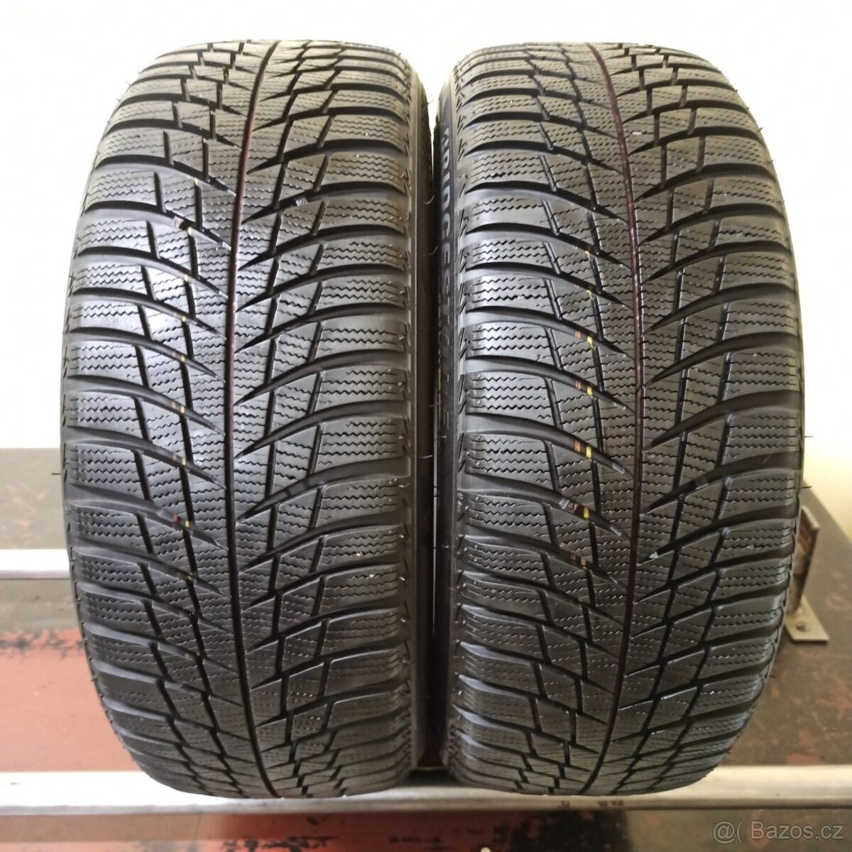 Bridgestone 195/45 R16 84H 7,5mm