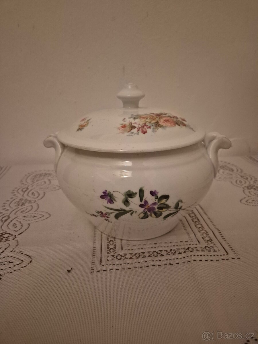 Porcelánová terina