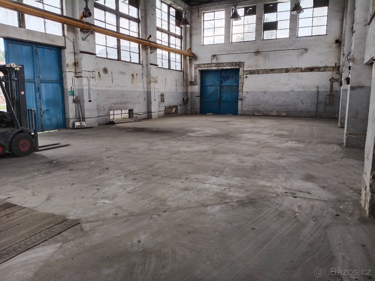 Pronájem skladu Zastávka u Brna