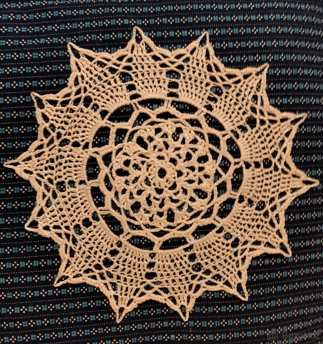 Háčkované dečky 21 - 22 cm