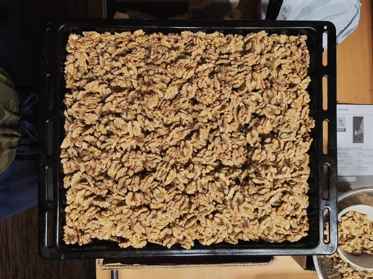 Vlašské ořechy loupané