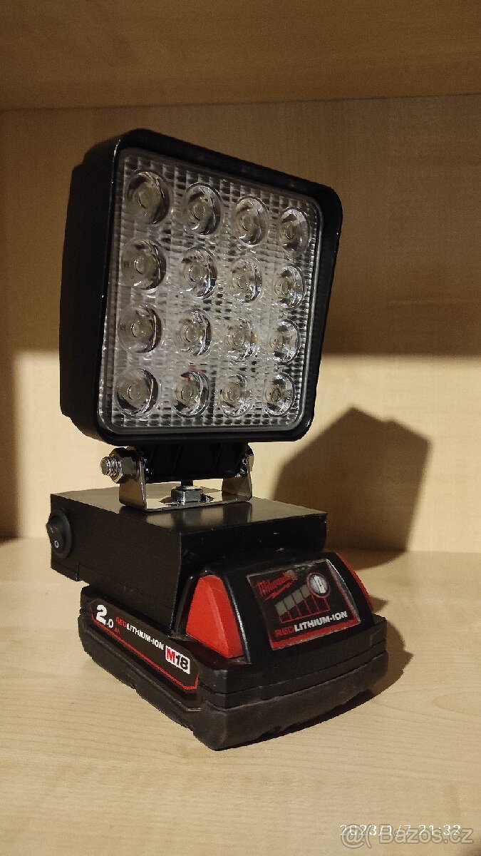 LED světlo pro baterie Milwaukee M18, nebo Parkside X20V