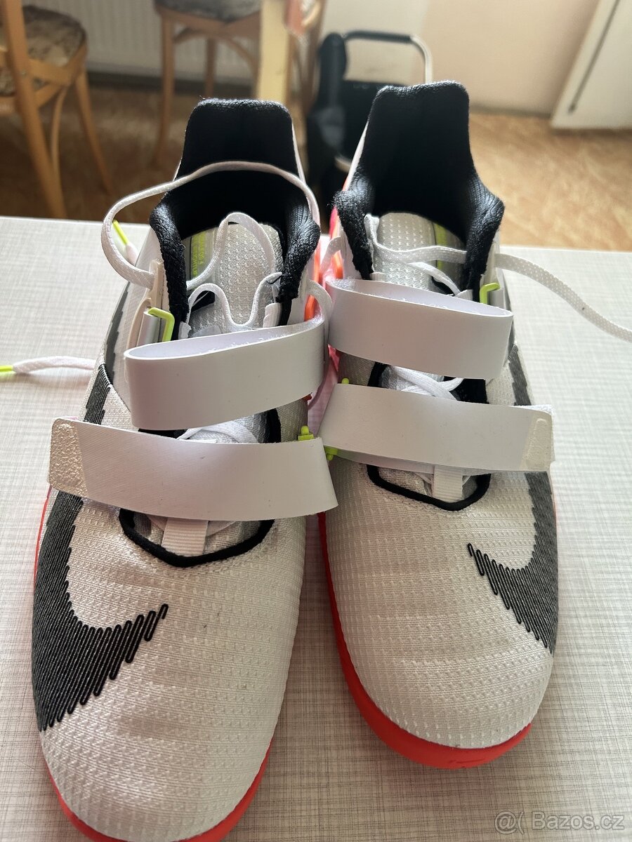 Vzpěračské boty  Nike romaleos 4