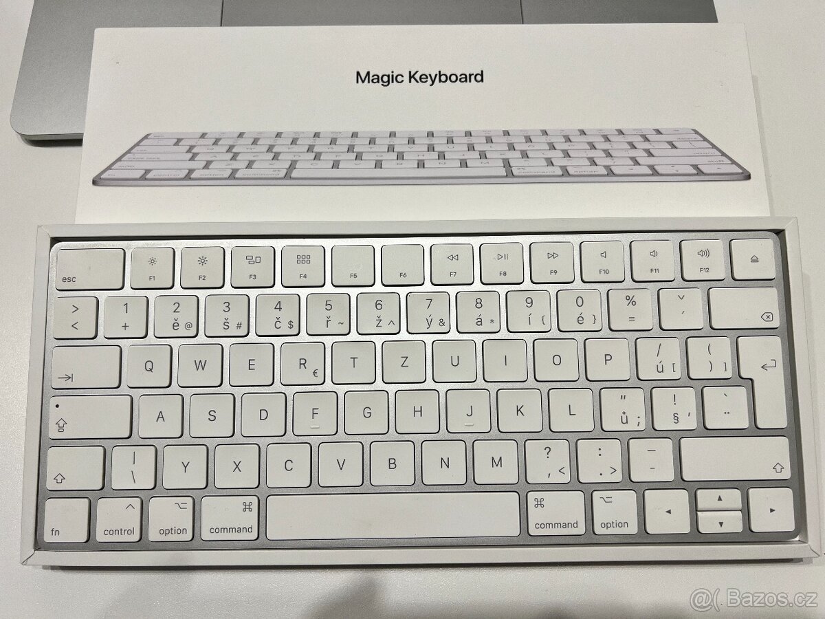 Apple Magic Keyboard - CZ, bezdrátová TOP STAV Mac