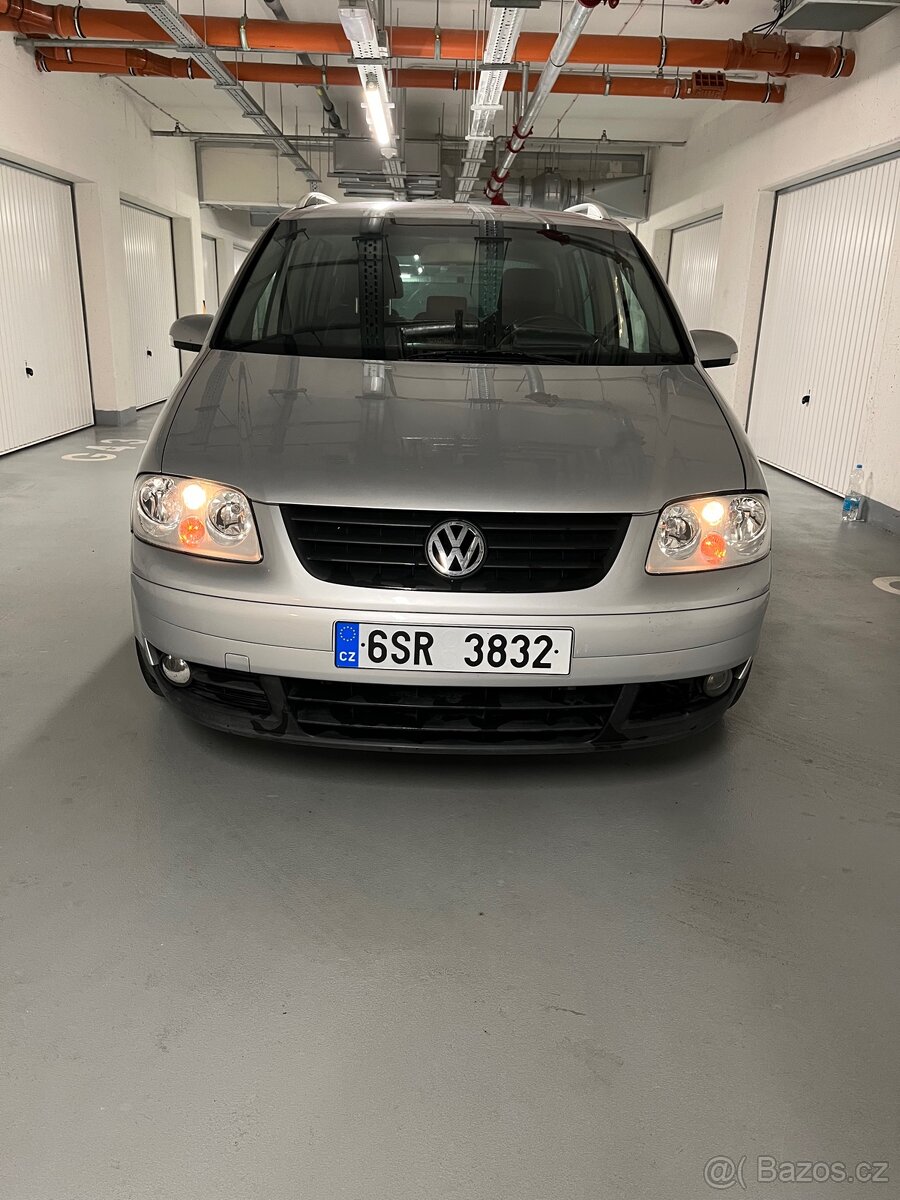 Volkswagen Touran 2.0TDI/BKD 103kw r.2003