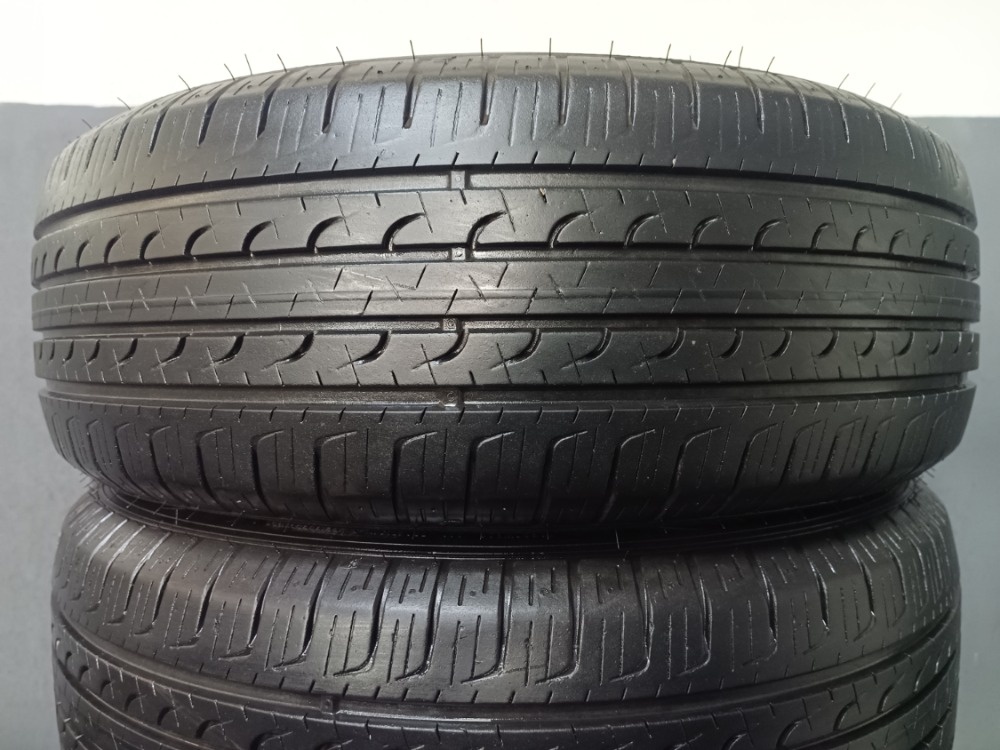 215/60 R17 GOODYEAR (4618)