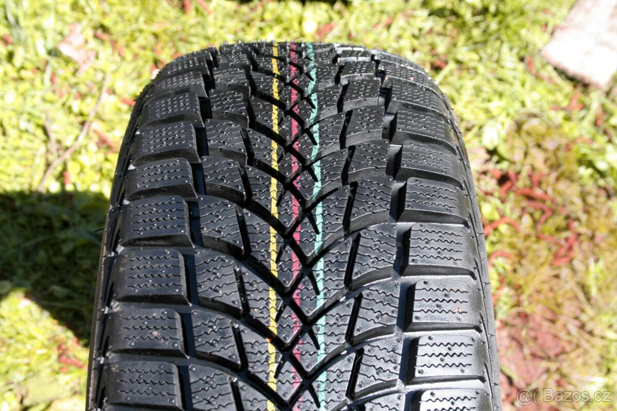 Nová zimní pneu Dayton DW510 195x50xR15