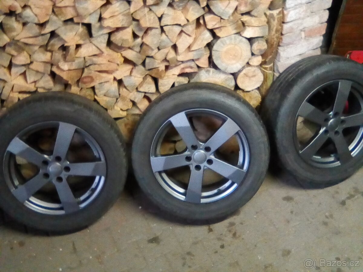 Hliníková kola Outlander R18