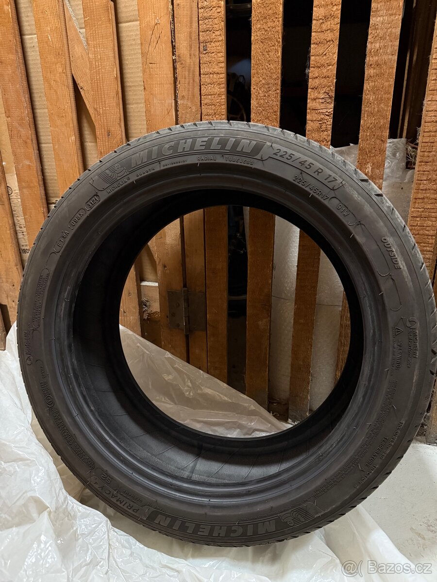 Michelin primacy 4 - 225/45 R17