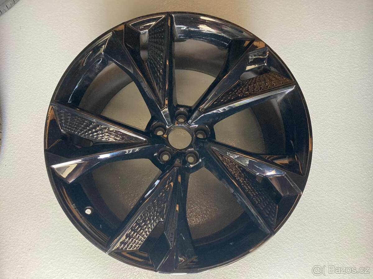 1x al disk 22” originál new Audi RS6 r.v. 2023
