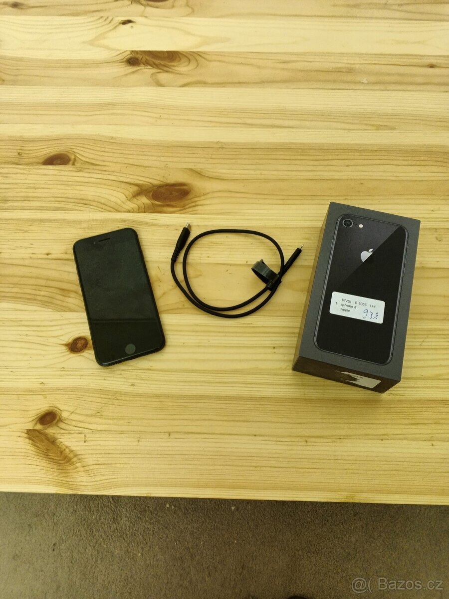iPhone 8 64GB