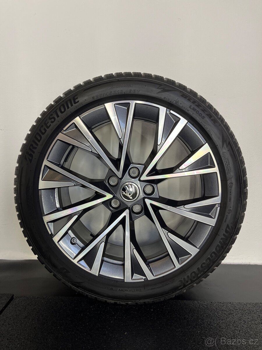❄️Orig. alu Škoda Superb 3, 4 Dofida 235/45/18