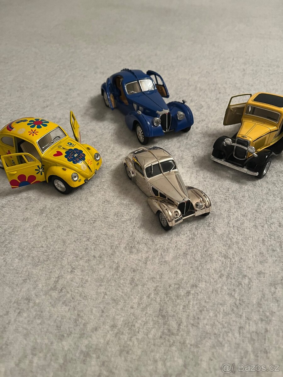 Kovove modely auticek