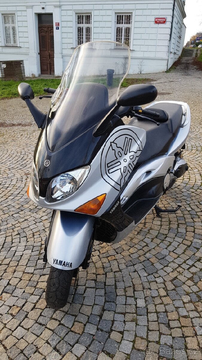 YAMAHA T MAX 500, 2001, Leo Vince