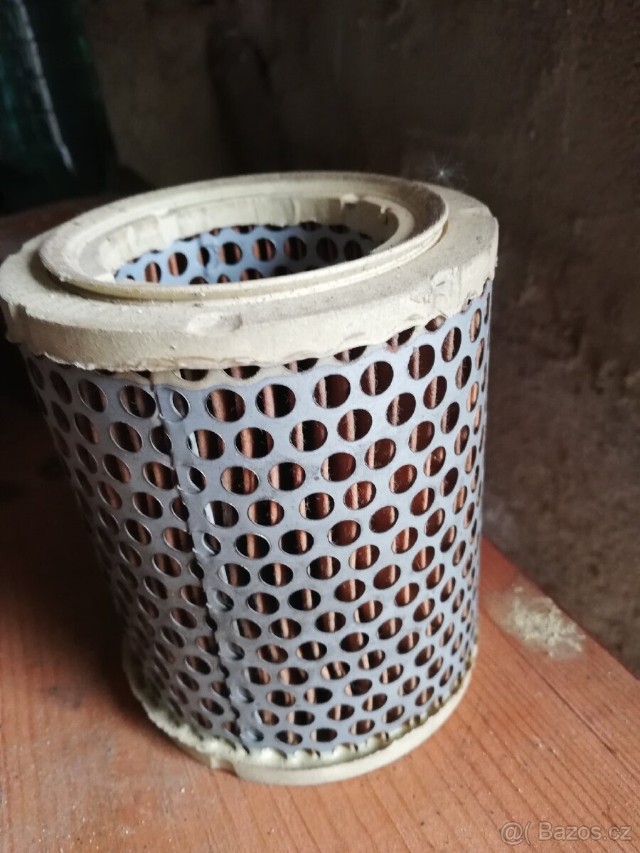 Vzduchový filtr Škoda 120L