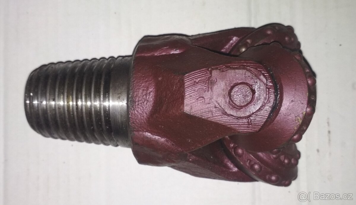 vrtací korunka - 3.válečkové roubíkové vrtací dláto pr.76 mm