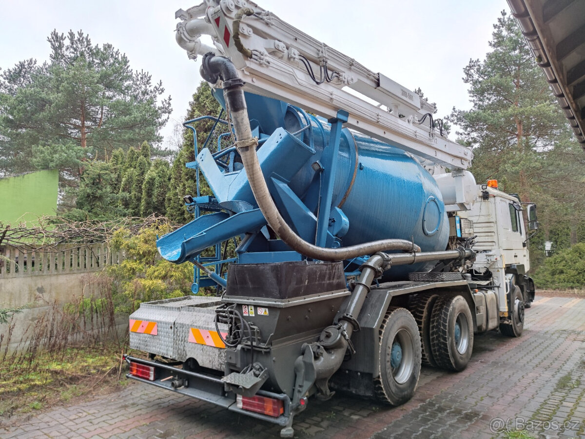 Domíchávač betonu Putzmeister na podvozku MAN 26.403