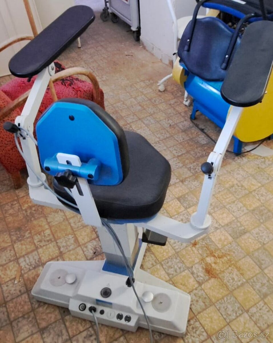 Oftalmologické operační křeslo