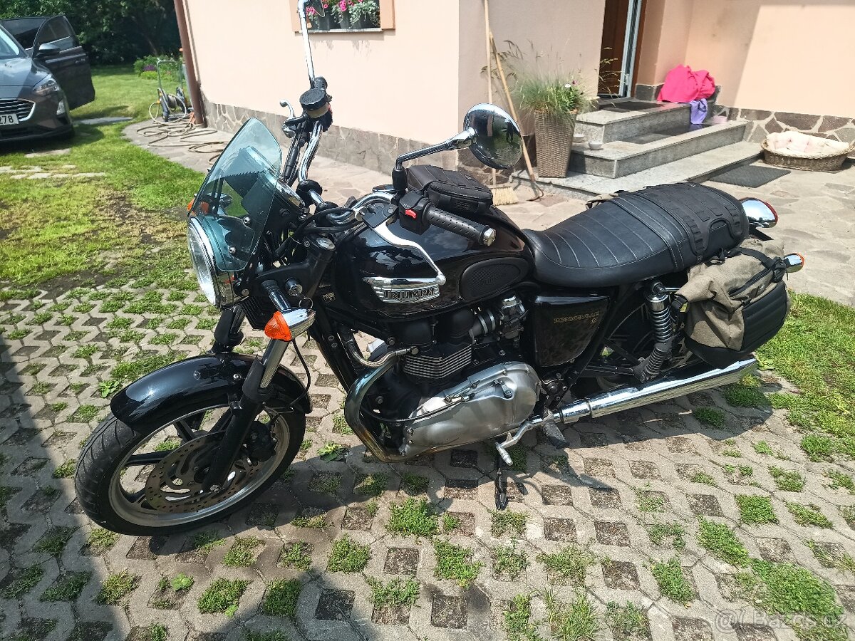 Triumph Bonneville T100 SE