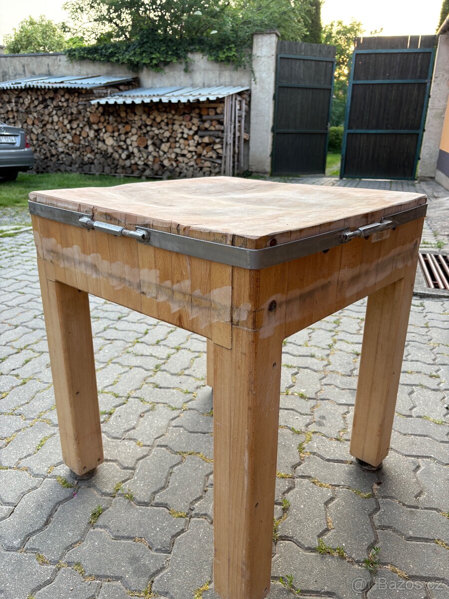 Řeznický špalek 70x70cm