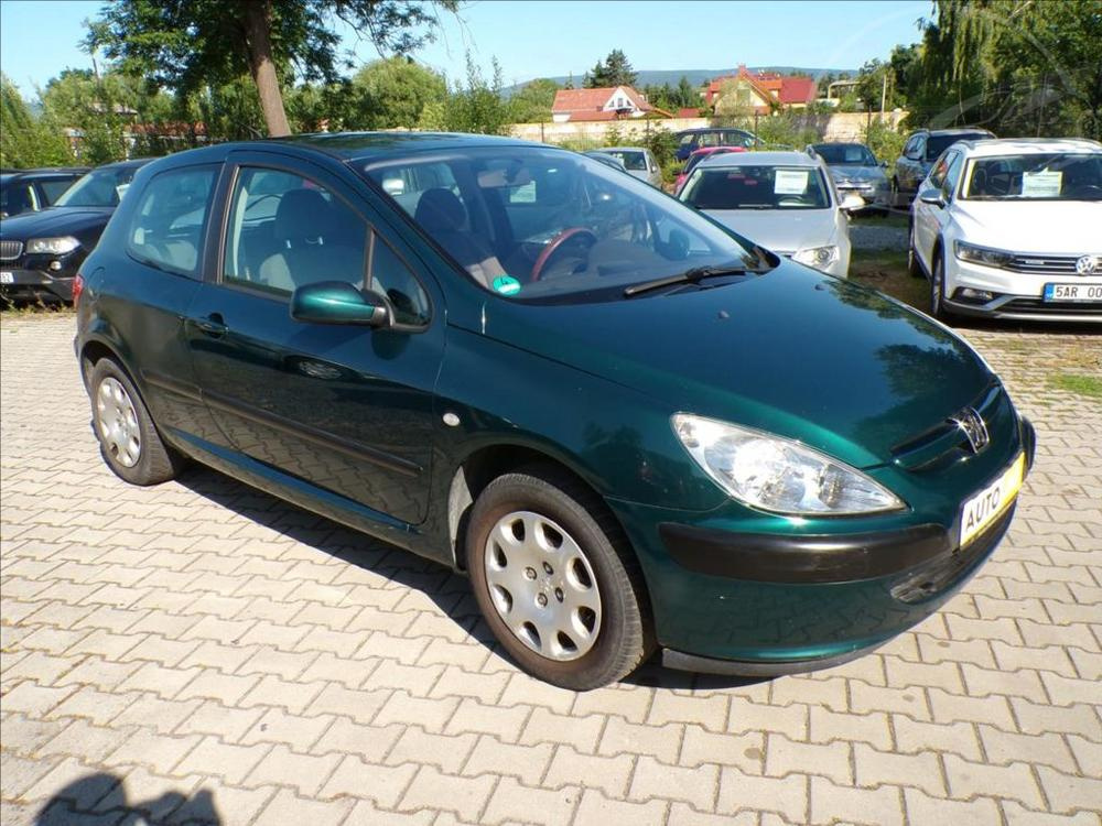 Peugeot 307 1,6 i KLIMA-HNED ODJÍŽDÍTE