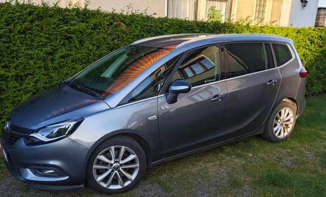 Opel Zafira, 1,6 TURBO (147 kW/200k), r.v. 2017, 7 míst