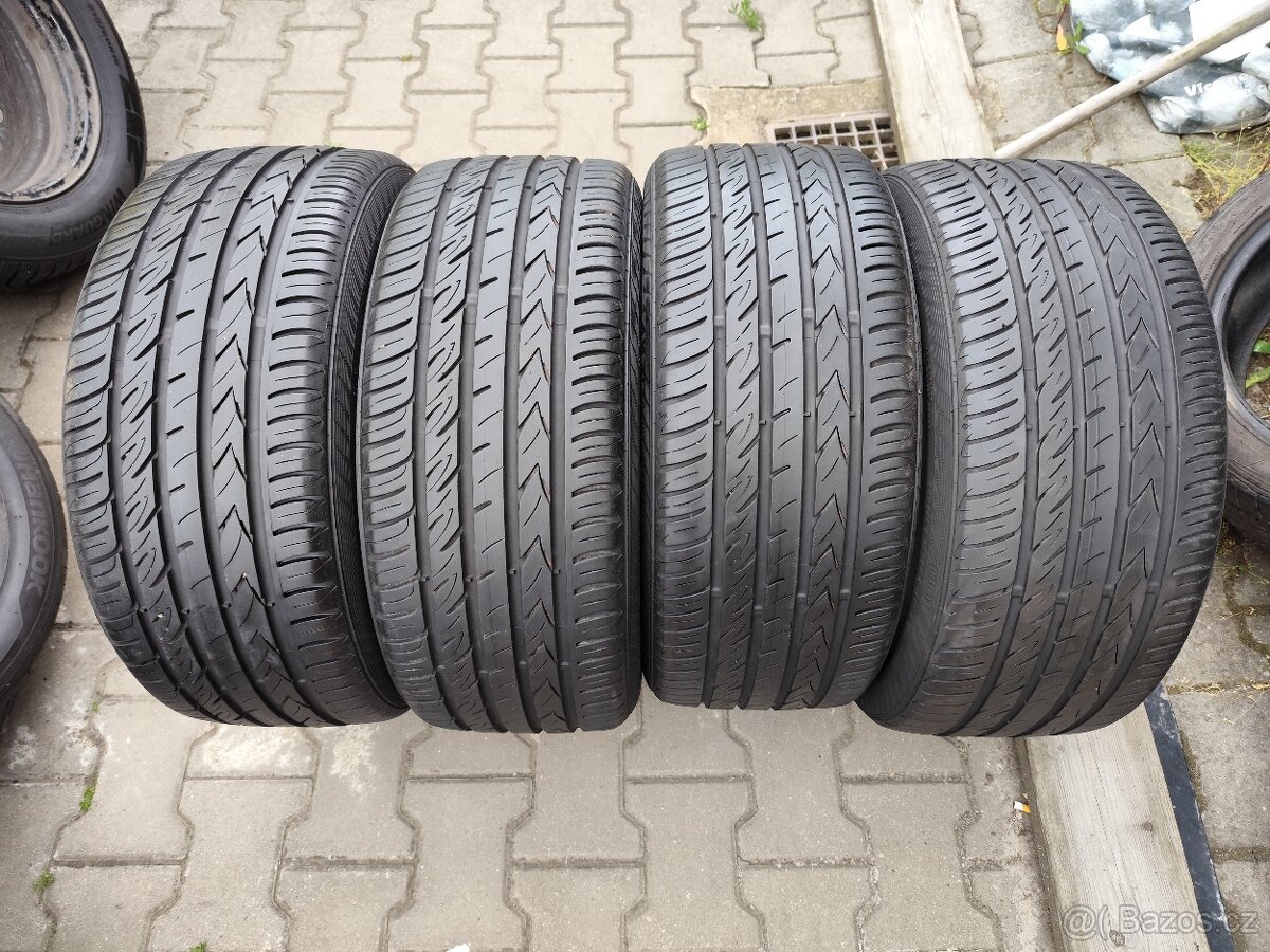 Letní pneu 225/40/18