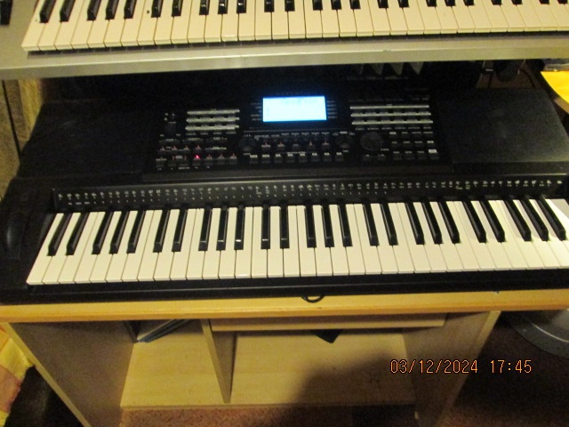 prodám klávesy kurzweil KP 200,nové,