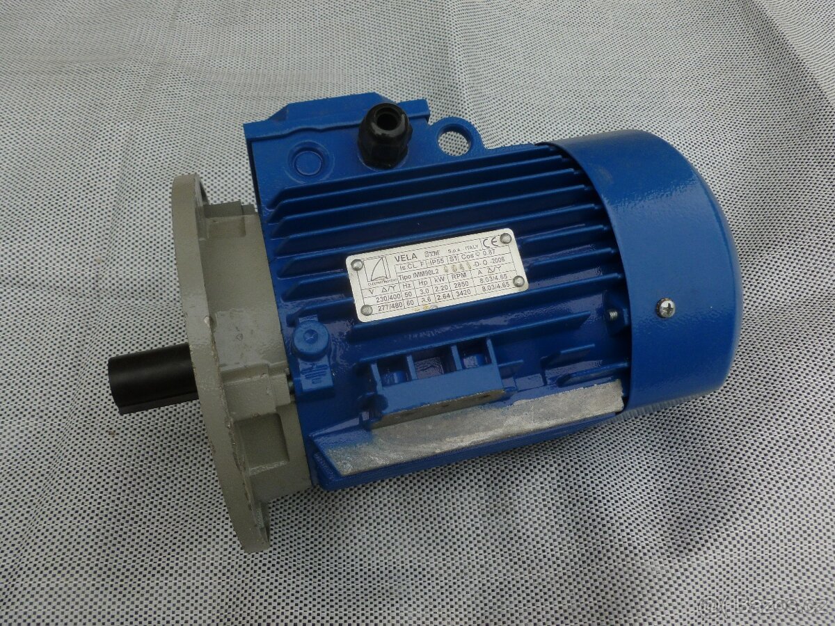 Elektromotor 2,2 kW / 2850 ot. -přírubový