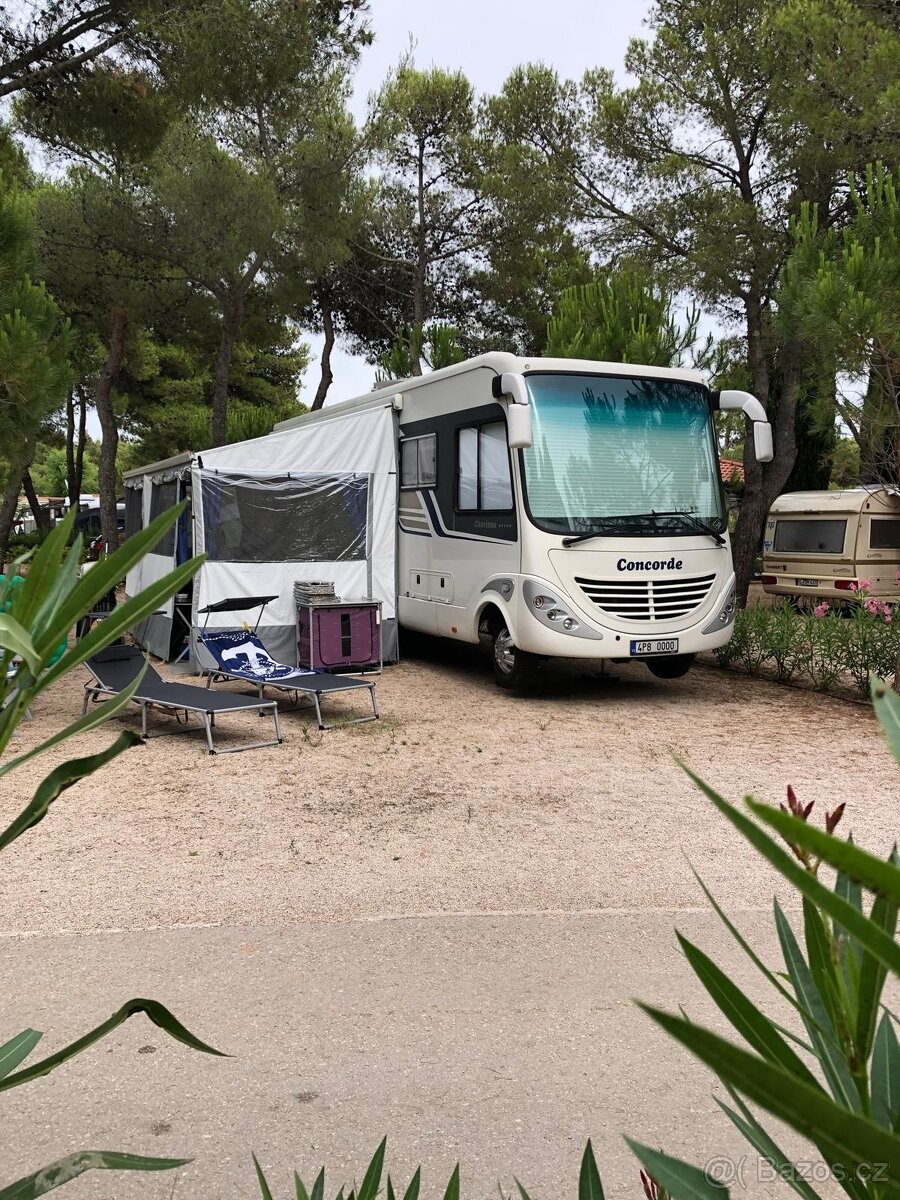Concorde Charisma 890L