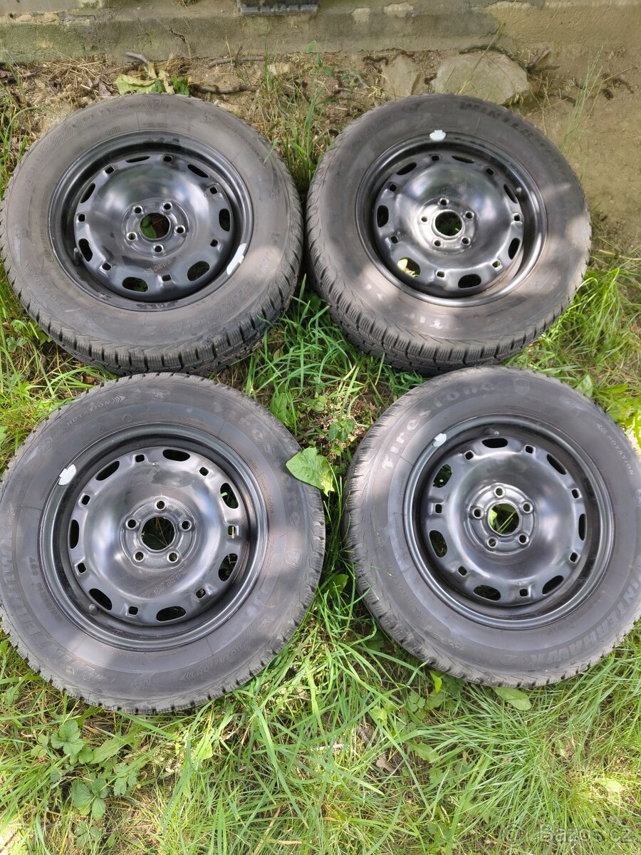 Pneumatiky Firestone Winterhawk 185/65R14 86T
