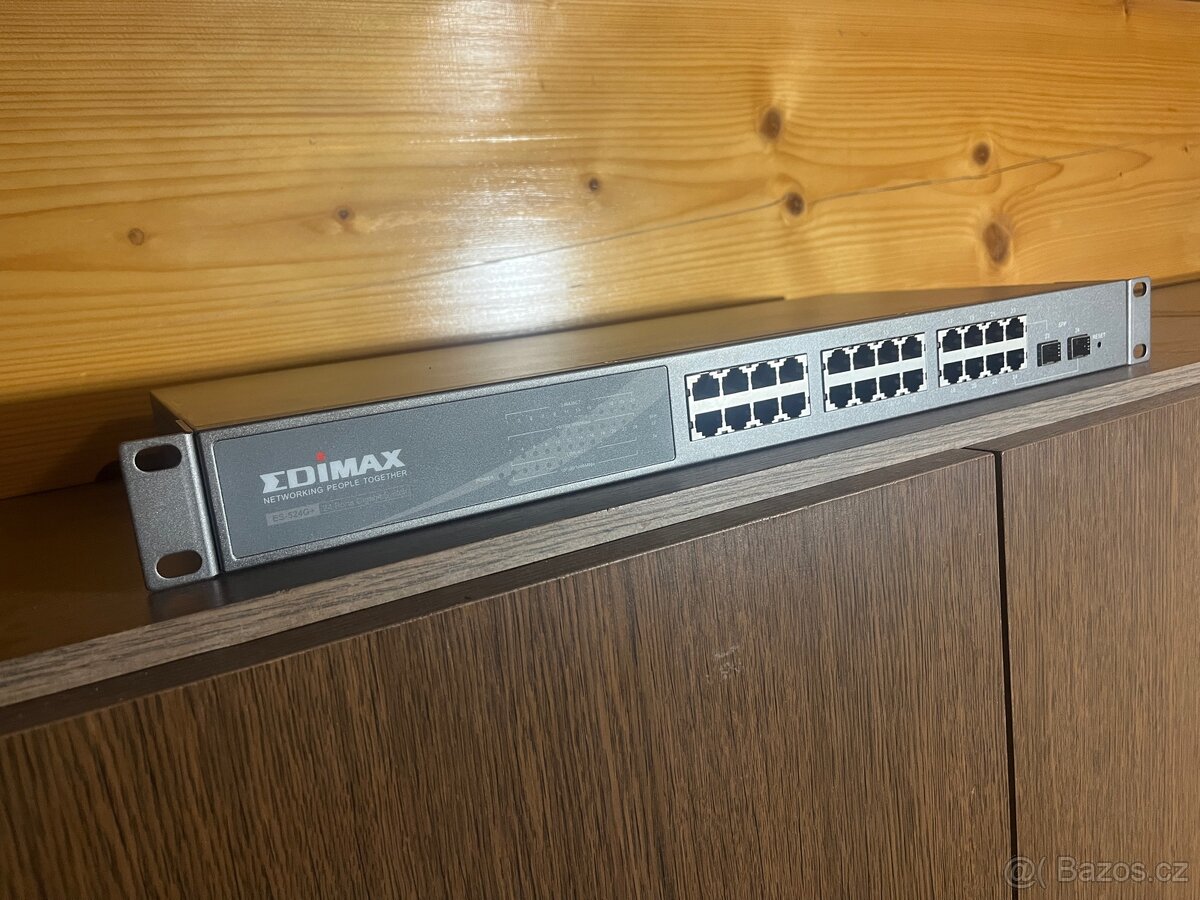 Gigabitový switch Edimax ES-524G+