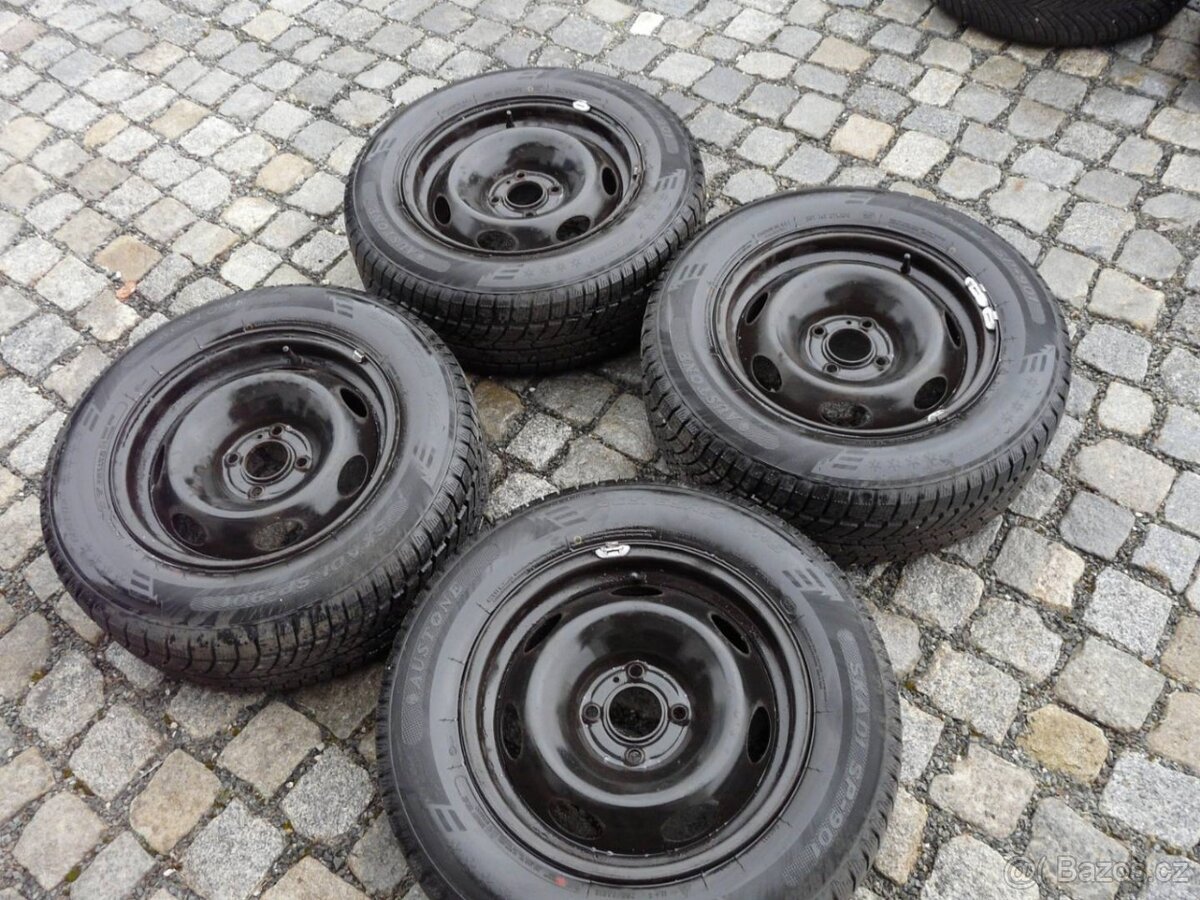 ZIMNÍ PNEU + DISKY 205/65R15 PEUGEOT 15" CITROEN