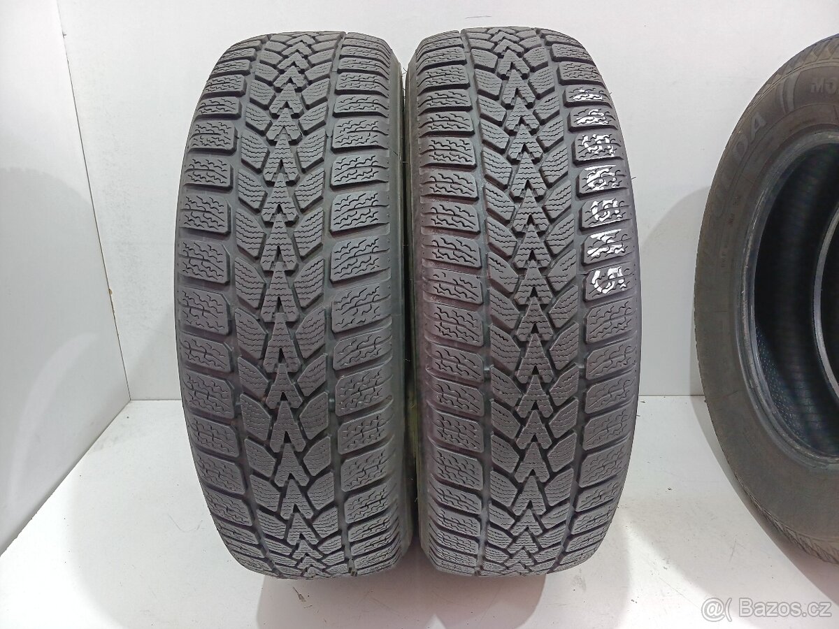 2ks zimní pneu 195/65/15 Dunlop