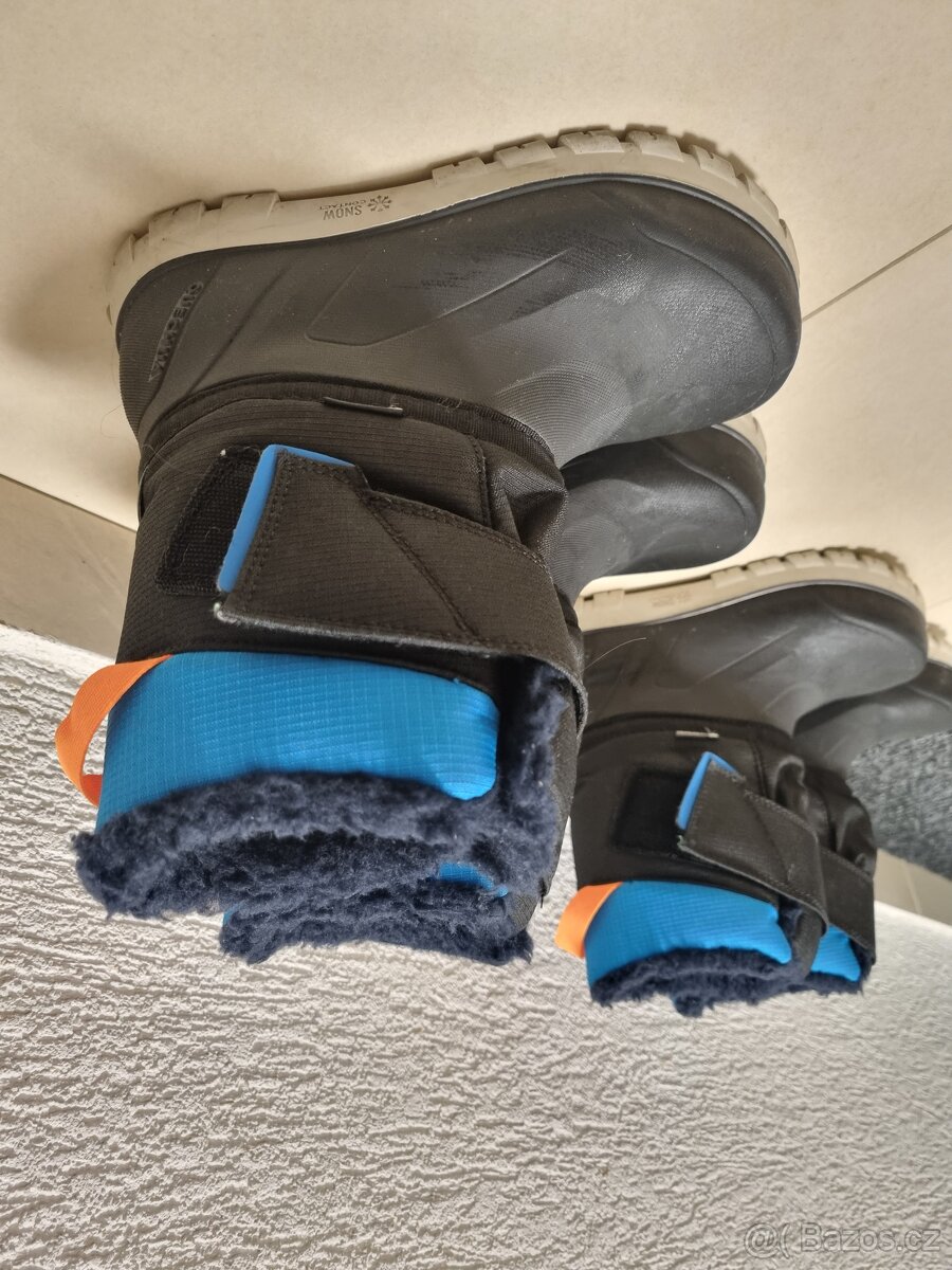 Zimni snehule decathlon,vel.34