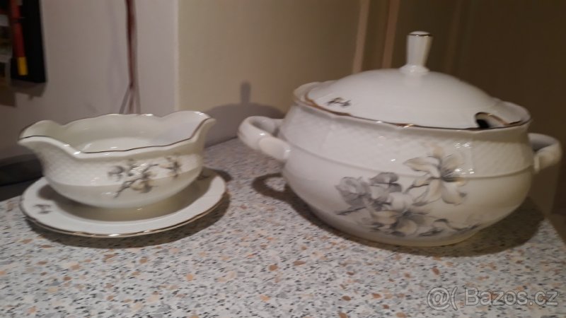 set - polévková mísa + omáčník