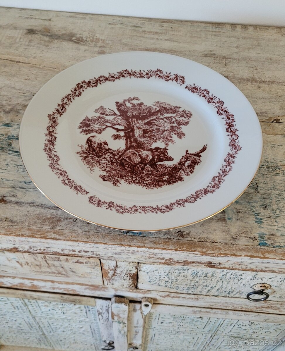 Velký porcelánový talíř 30