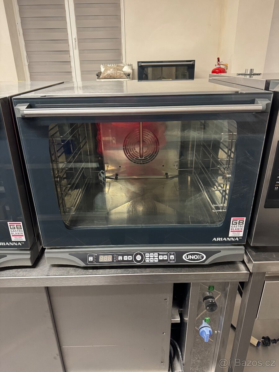 Pekařská pec Unox XFT 135 Arianna