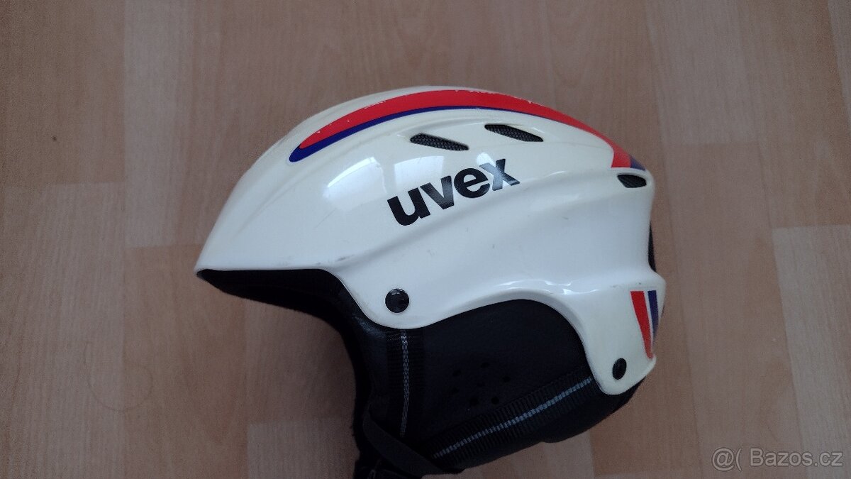Lyžařská helma UVEX vel. S/M
