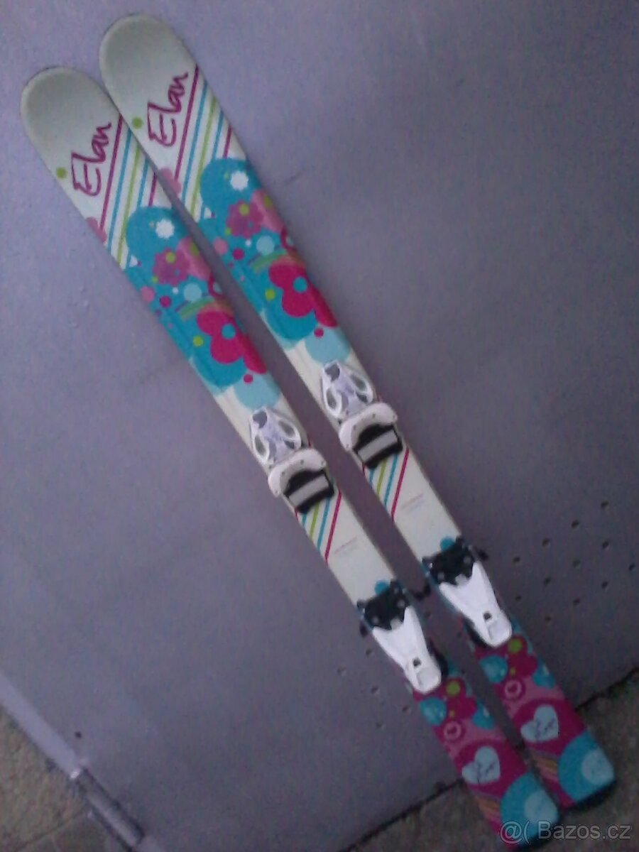 Lyže dívčí Elan 120cm.