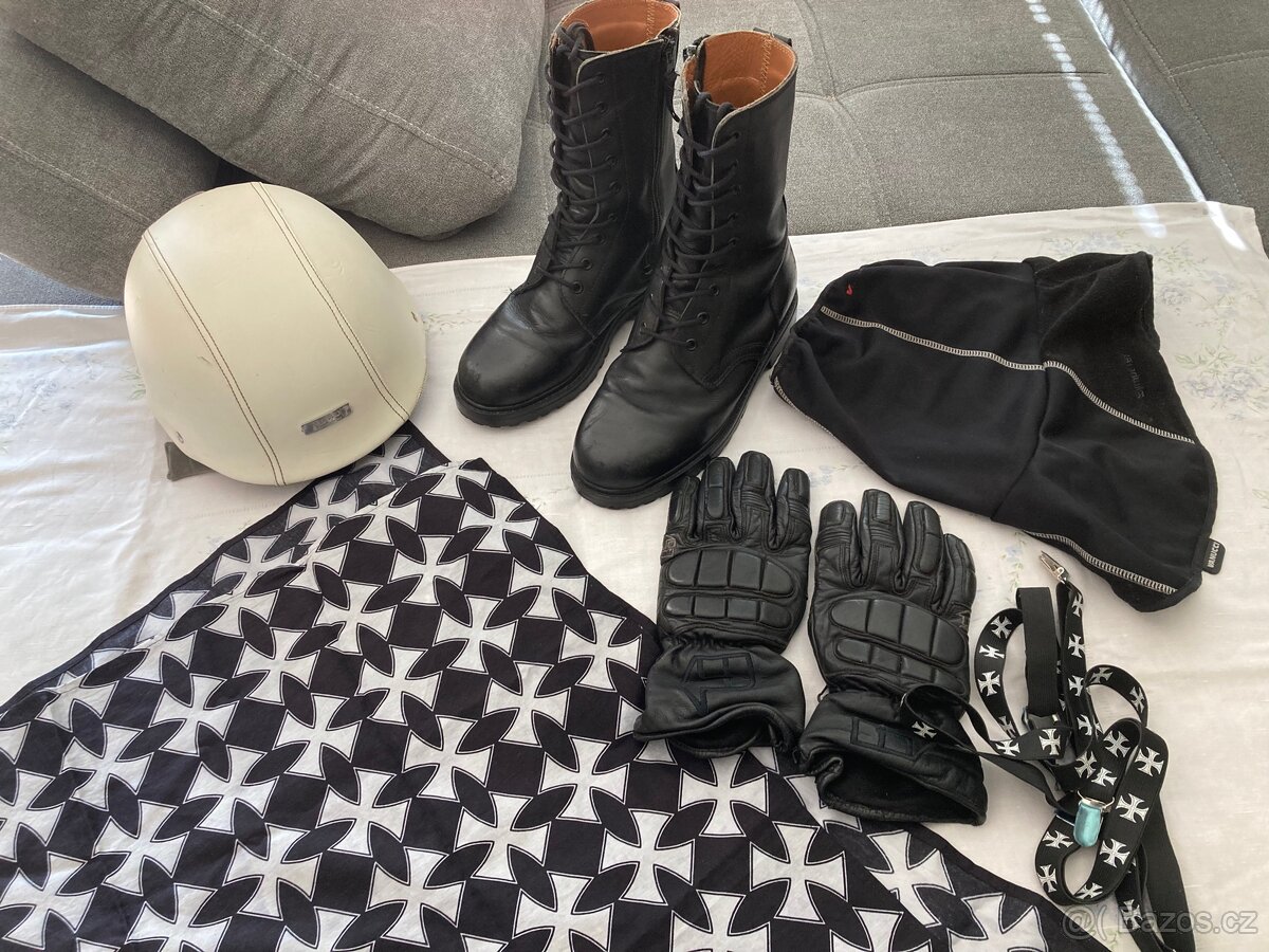 Výbava pro motorkáře/ky